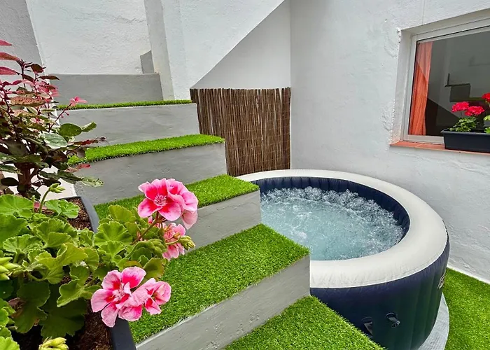 Casa Vistabuena, Golf, Jacuzzi, And Views Vakantiehuis *