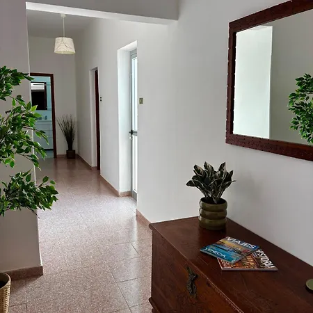 Holiday home Casa Vistabuena, Golf, Jacuzzi, And Views Buenavista Del Norte
